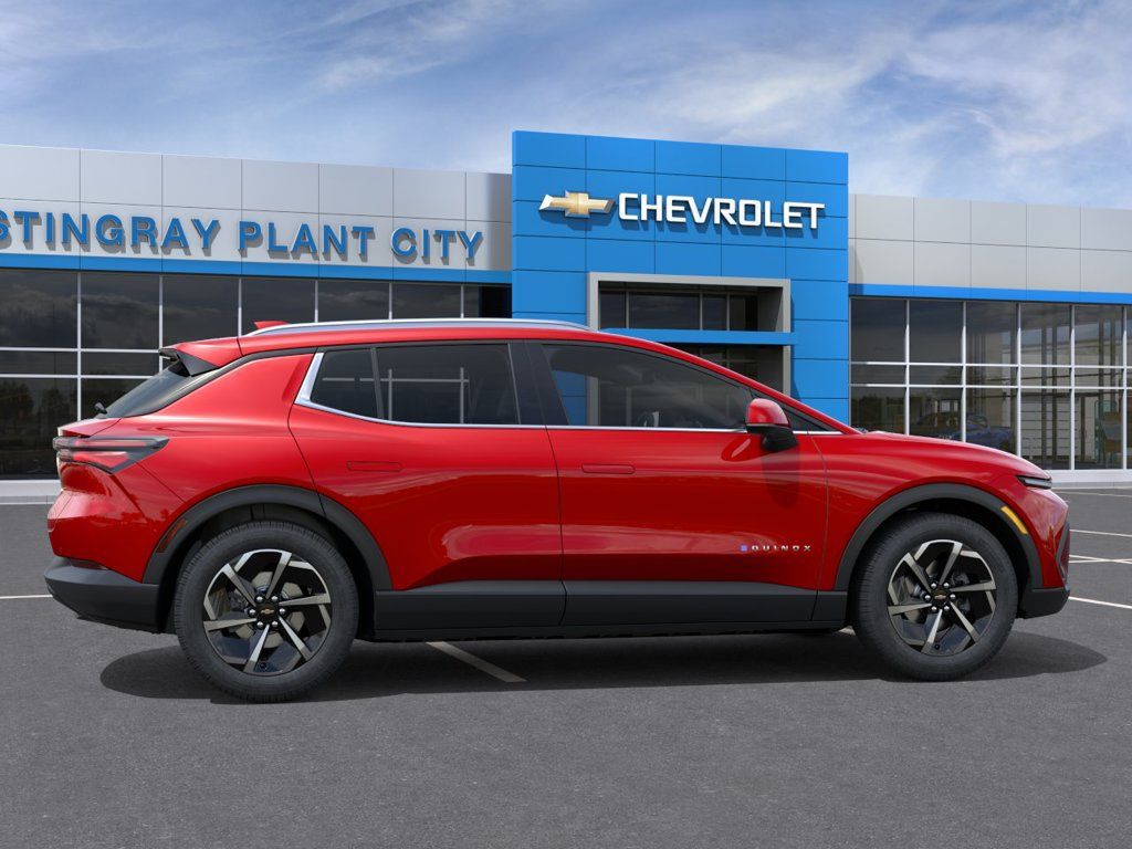 New 2026 Chevrolet Equinox EV LT w/ LPO, All-Weather Mat Package AWD/4WD image 5