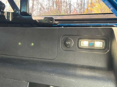 Used 2022 Ford Bronco Outer Banks image 14