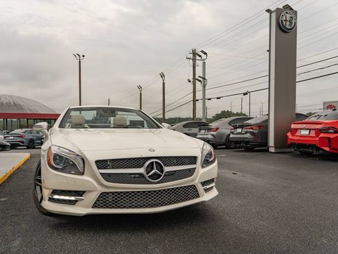 Used 2013 Mercedes-Benz SL 550 image 12