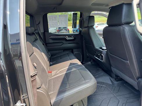 Certified 2023 Chevrolet Silverado 1500 LTZ w/ LTZ Convenience Package II image 31