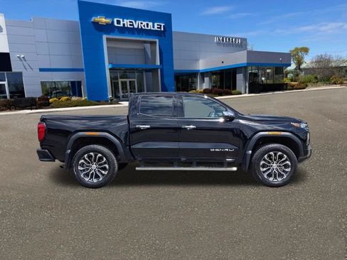 Used 2025 GMC Canyon Denali AWD/4WD image 28