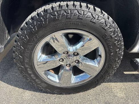 Used 2019 RAM 1500 Big Horn RWD image 11