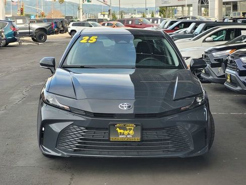 Used 2025 Toyota Camry LE image 2