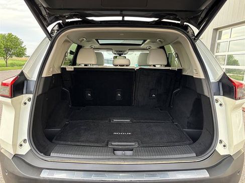 Used 2023 Nissan Rogue SL AWD/4WD image 27