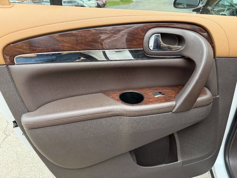 Used 2017 Buick Enclave Premium w/ Experience Buick Package image 12