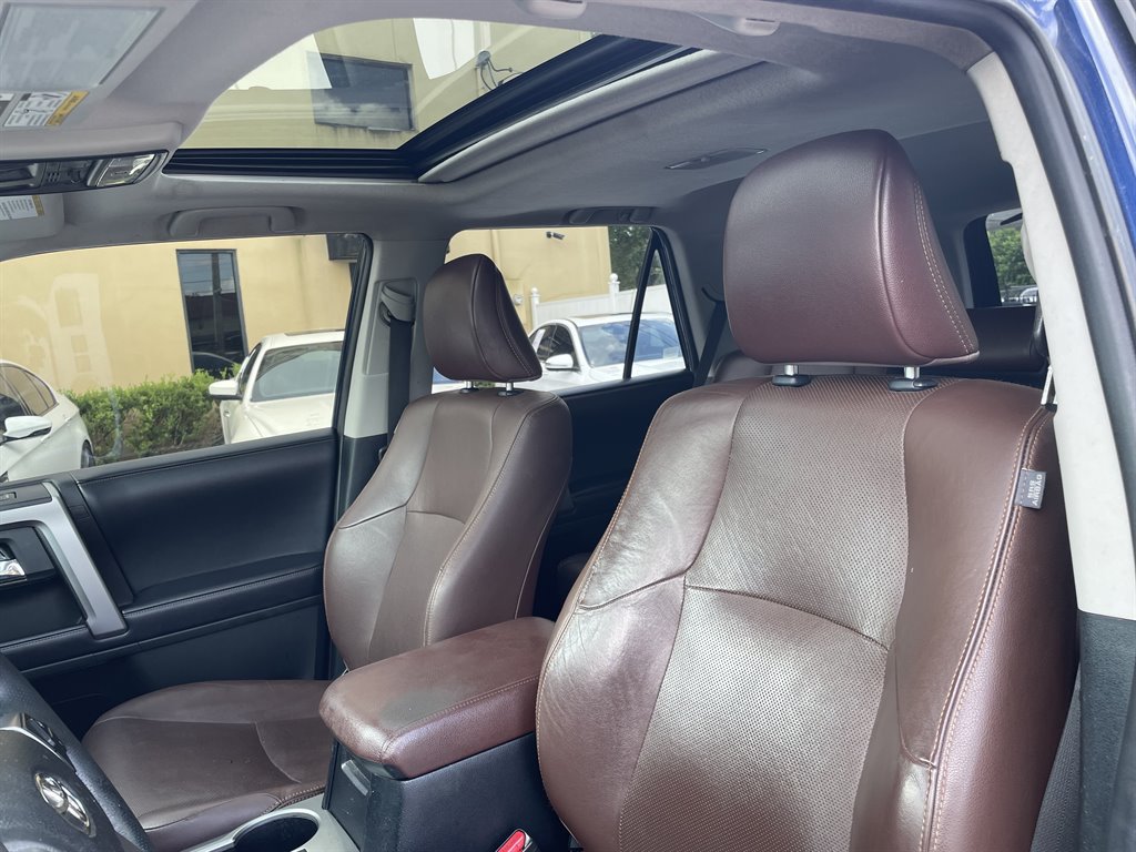 Used 2018 Toyota 4Runner Limited AWD/4WD image 6