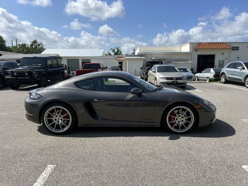 Used 2025 Porsche 718 Cayman GTS RWD image 7