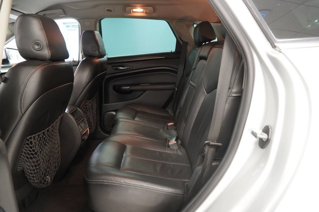 Used 2015 Cadillac SRX FWD image 24