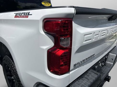 Used 2024 Chevrolet Silverado 1500 Custom Trail Boss AWD/4WD image 35