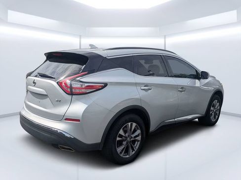 Used 2017 Nissan Murano SV FWD image 3
