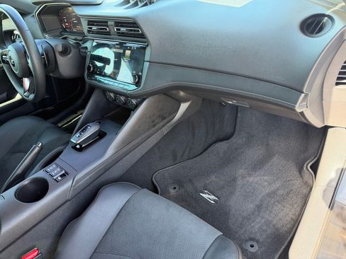 Used 2024 Nissan Z Performance w/ Floor Mat Package RWD image 11