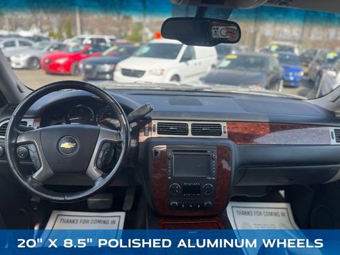 Used 2013 Chevrolet Avalanche LTZ AWD/4WD image 24