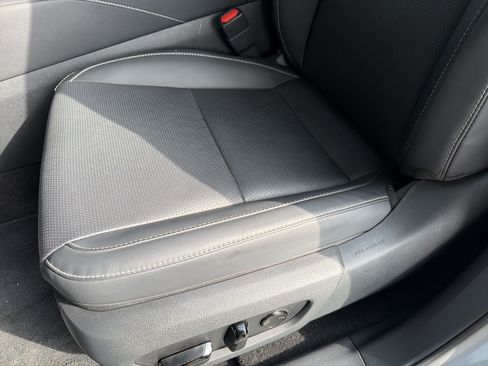 Used 2026 Lexus RX 350 Premium Plus w/ Accessory Package (Z1) FWD image 16