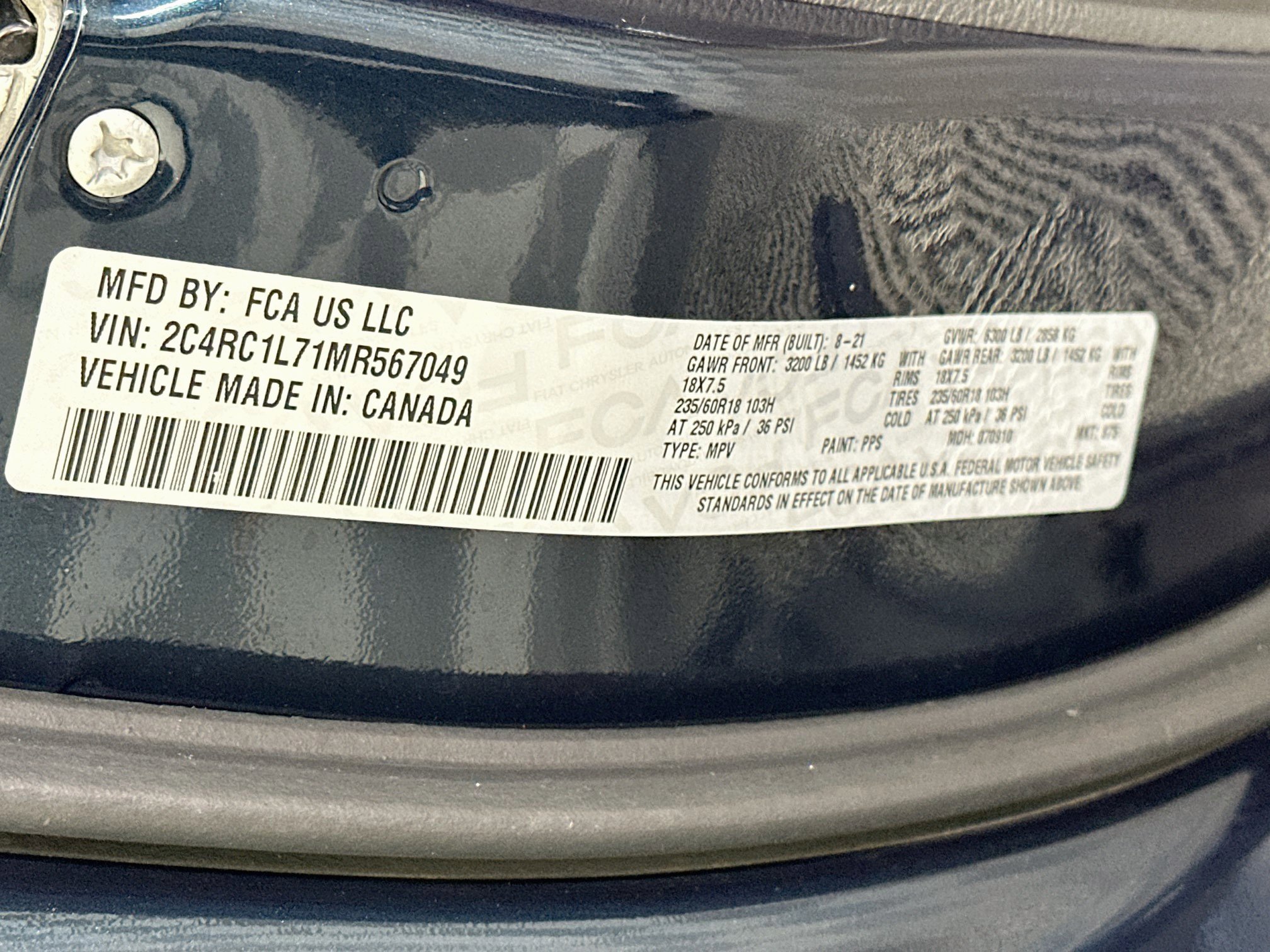 Used 2021 Chrysler Pacifica Touring-L w/ Uconnect Theater Family Group FWD image 12