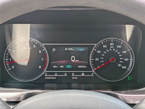 Used 2023 Kia Sorento LX FWD image 27