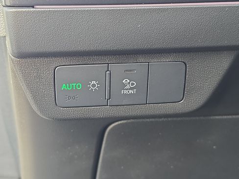 Used 2023 Audi Q4 e-tron Prestige w/ Black Optic Package image 26