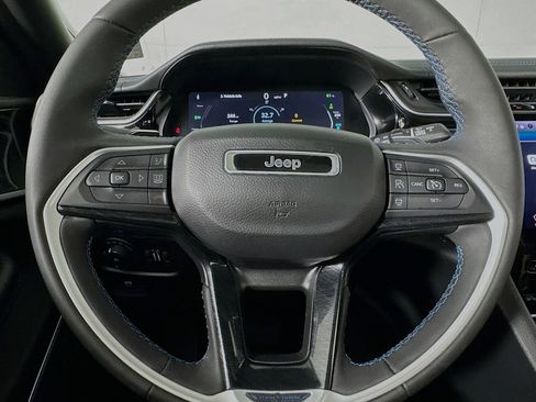 Used 2023 Jeep Grand Cherokee Trailhawk w/ Advanced Protech Group II image 55