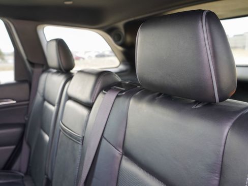 Used 2019 Jeep Grand Cherokee Overland image 26