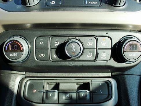 Used 2022 GMC Acadia Denali w/ Denali Ultimate Package image 21