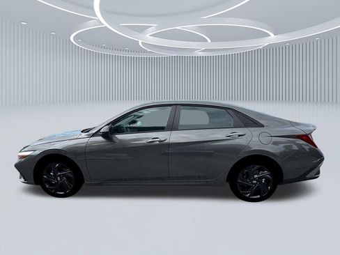 New 2026 Hyundai Elantra Sport FWD image 3