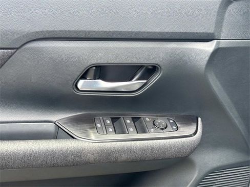 New 2025 Nissan Kicks SV w/ SV Premium Package image 20