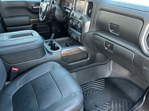 Used 2021 Chevrolet Silverado 1500 LT Trail Boss image 19