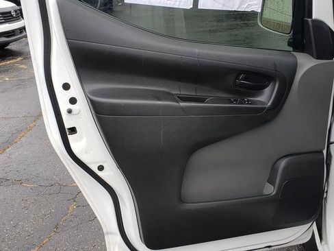 Used 2021 Nissan NV200 SV w/ Back Door Glass Package image 11
