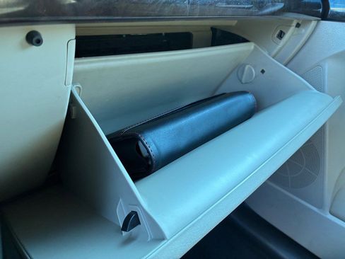 Used 2015 Kia Sorento LX image 12