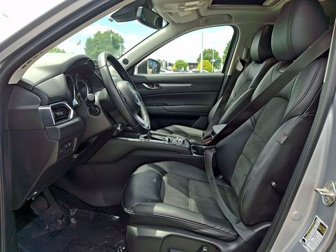 Used 2018 MAZDA CX-5 Touring w/ Preferred Equipment Package FWD image 13