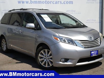 Used 2017 Toyota Sienna Limited Premium