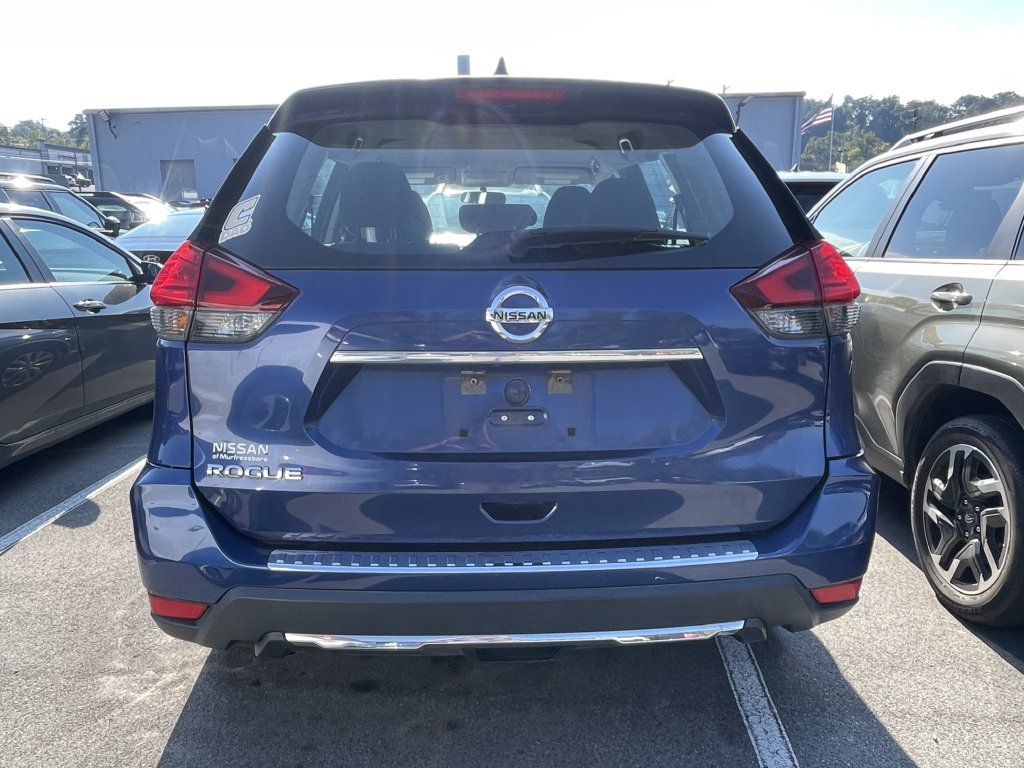 Used 2017 Nissan Rogue S FWD image 5