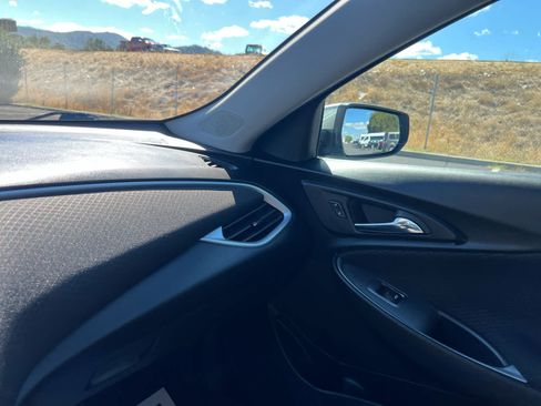 Used 2023 Chevrolet Malibu LT FWD image 21