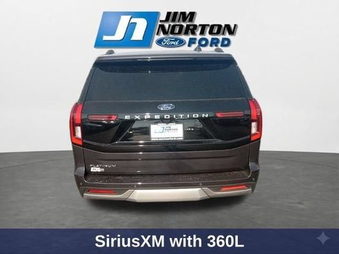 Used 2026 Ford Expedition Platinum w/ Driver's Package AWD/4WD image 9