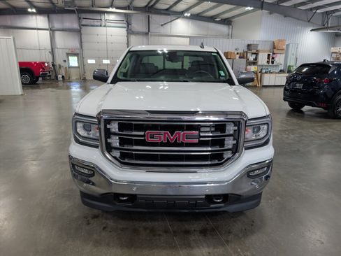 Used 2018 GMC Sierra 1500 SLT w/ SLT Premium Package AWD/4WD image 7