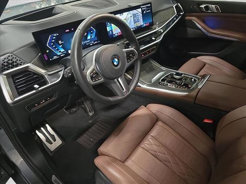 Used 2026 BMW X7 M60i image 18