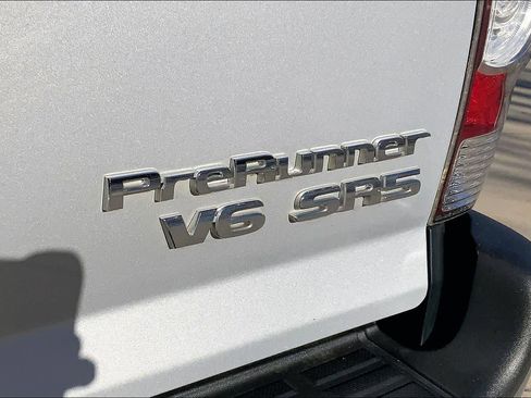 Used 2012 Toyota Tacoma PreRunner image 9