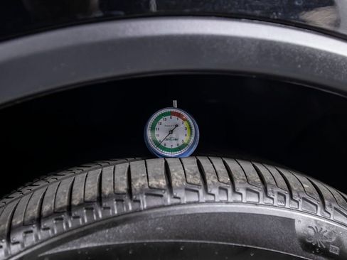 Used 2026 Tesla Model Y AWD image 37