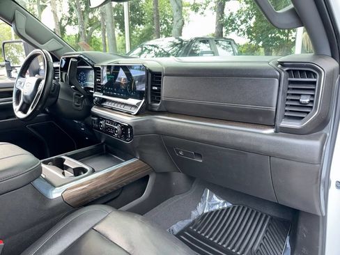 Used 2024 Chevrolet Silverado 2500 LT w/ All Star Edition AWD/4WD image 24