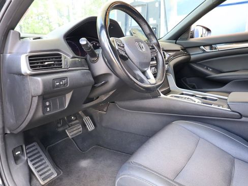 Used 2019 Honda Accord Sport image 37