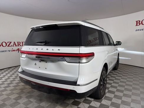 Used 2024 Lincoln Navigator Black Label image 8