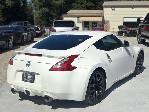 Used 2012 Nissan 370Z Coupe w/ Sport Pkg RWD image 9