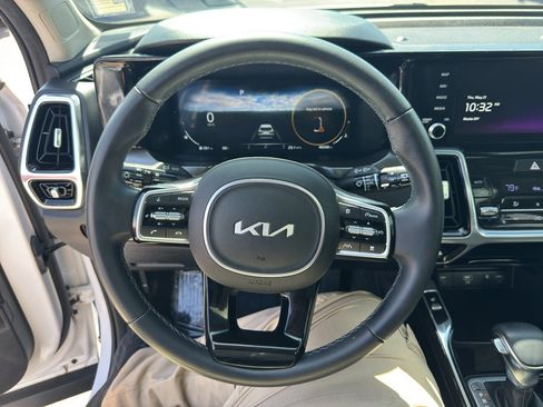 Used 2023 Kia Sorento SX AWD/4WD image 26