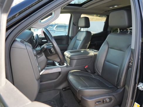 Used 2020 Chevrolet Silverado 1500 LTZ w/ LTZ Premium Package AWD/4WD image 5