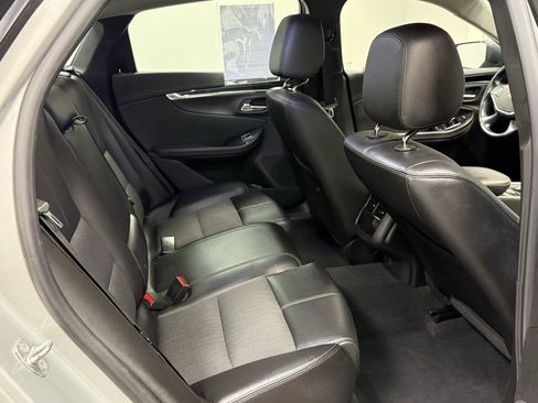 Used 2018 Chevrolet Impala LT image 18