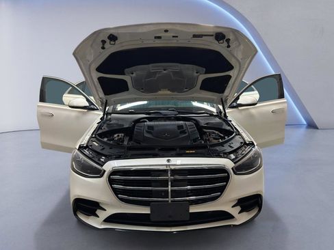 Used 2021 Mercedes-Benz S 580 4MATIC Sedan w/ AMG Line image 10