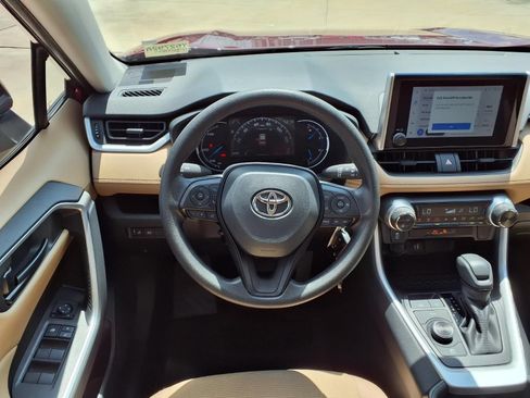 Certified 2025 Toyota RAV4 LE AWD/4WD image 16