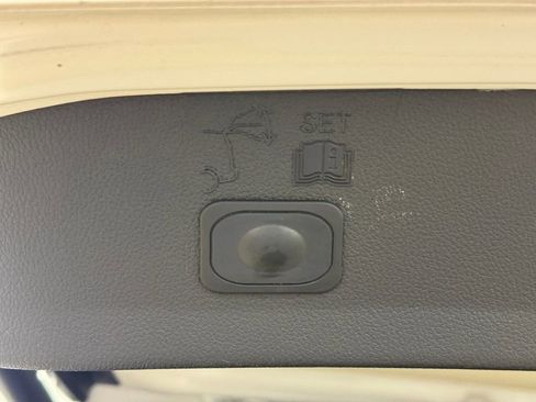 Used 2014 Ford Escape SE w/ Equipment Group 201A image 25