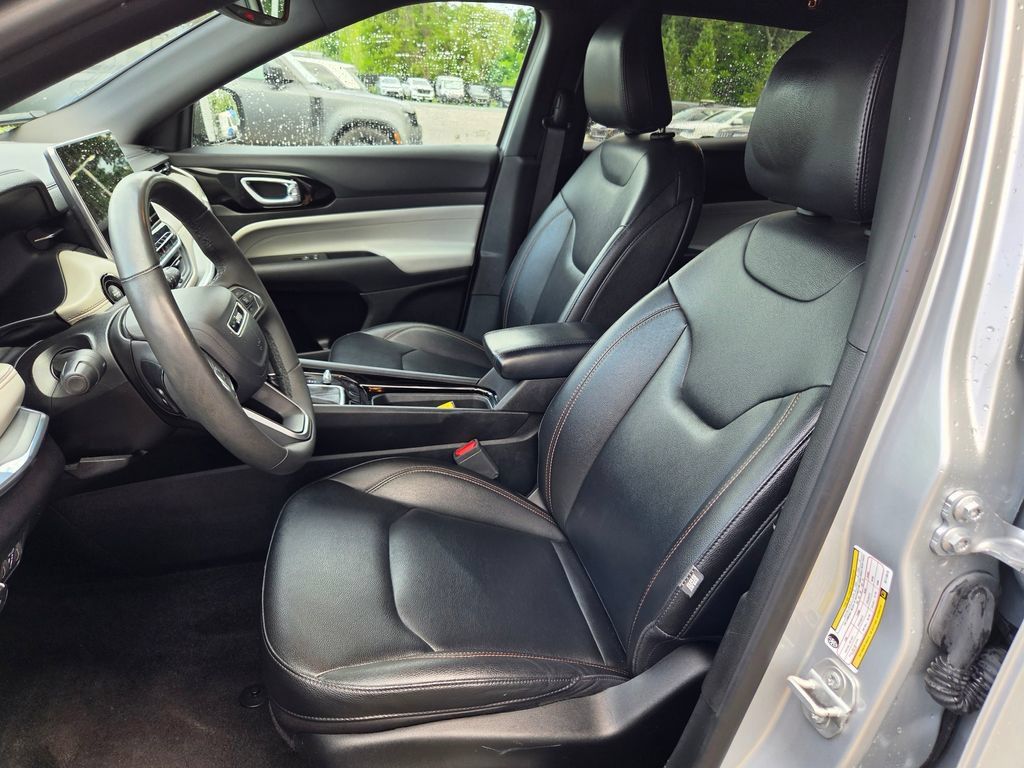 Used 2024 Jeep Compass Limited AWD/4WD image 24