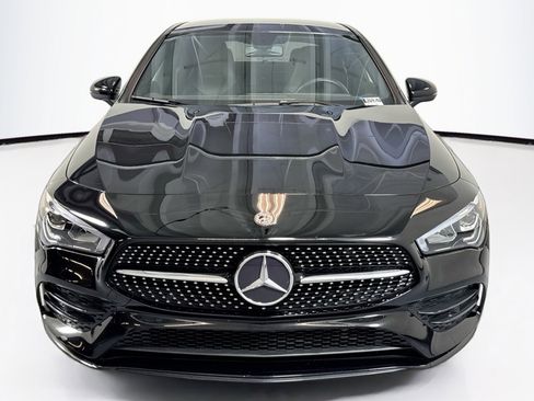 Used 2022 Mercedes-Benz CLA 250 image 2