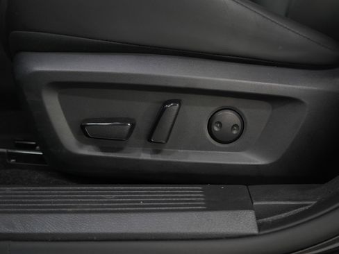 Used 2023 Nissan Rogue SV w/ SV Premium B Package image 25